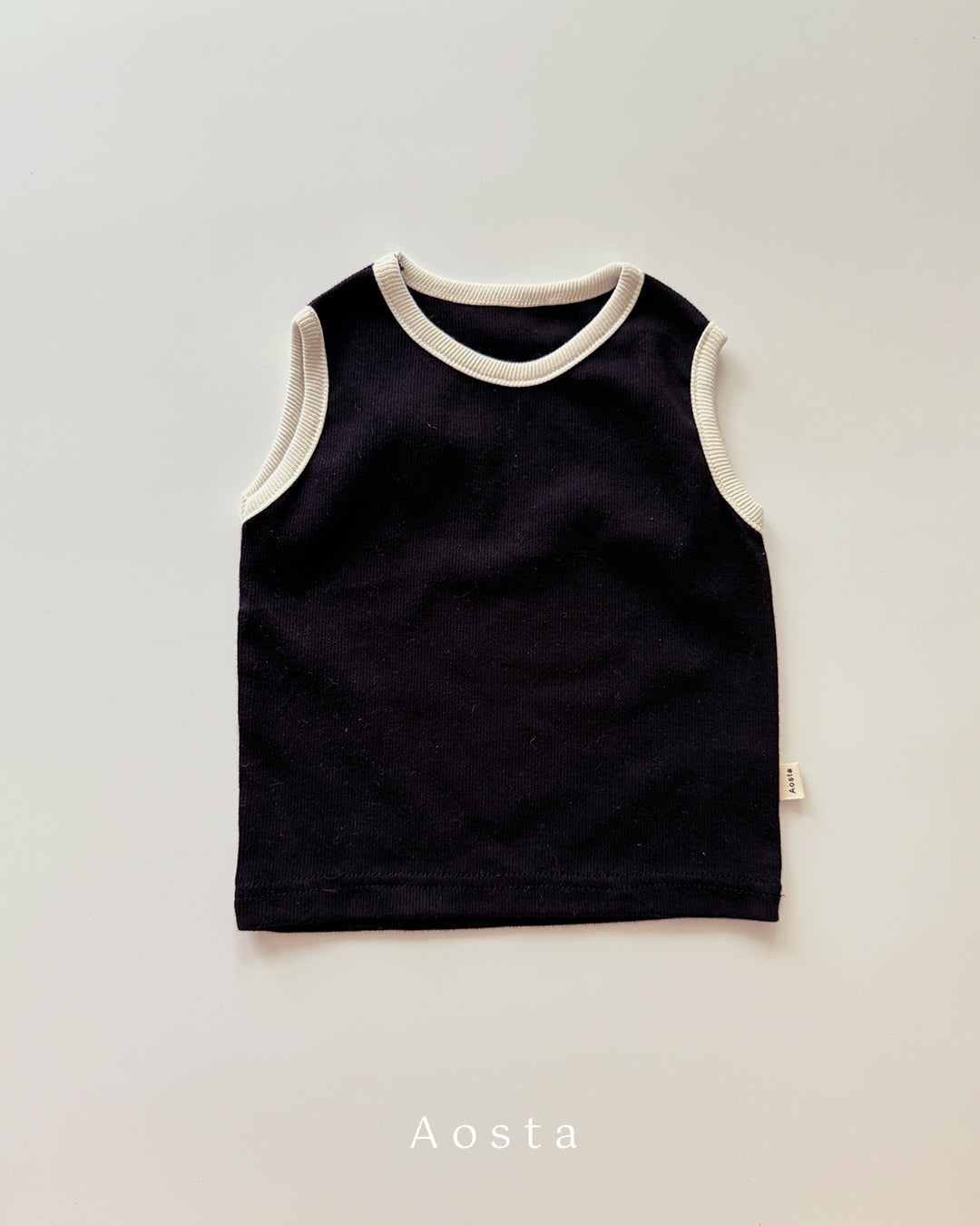 【PREORDER受付終了、ご希望はお問い合わせください。】3.Lip sleeveless T