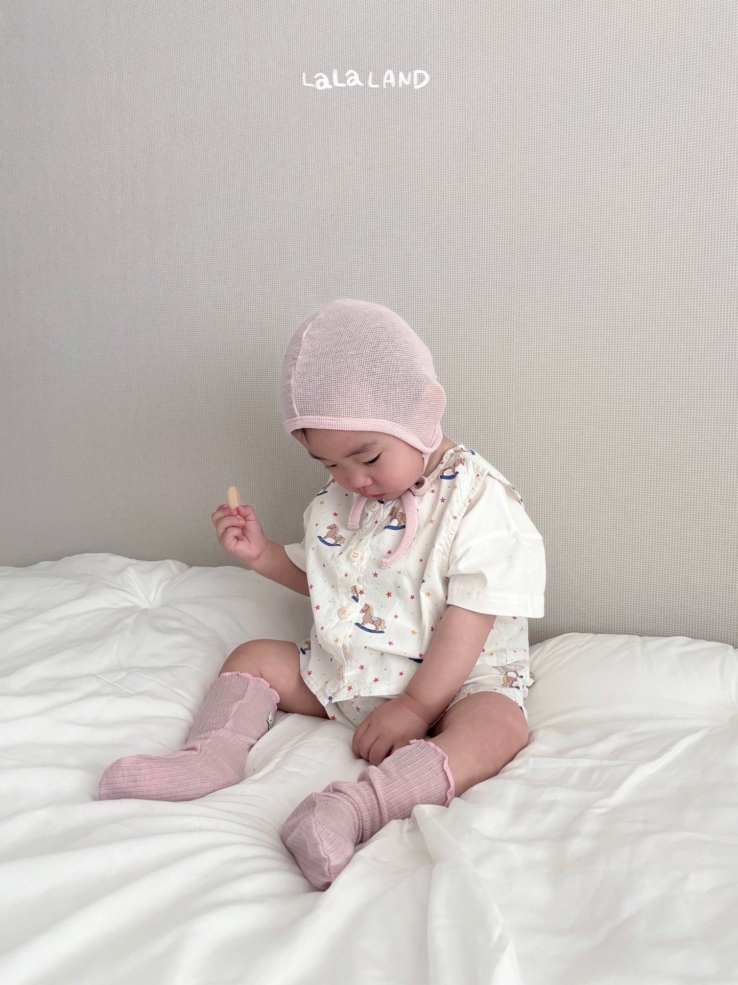 【PREORDER受付終了、ご希望はお問い合わせください。】16.Baby Graphic Sleeveless Blouse