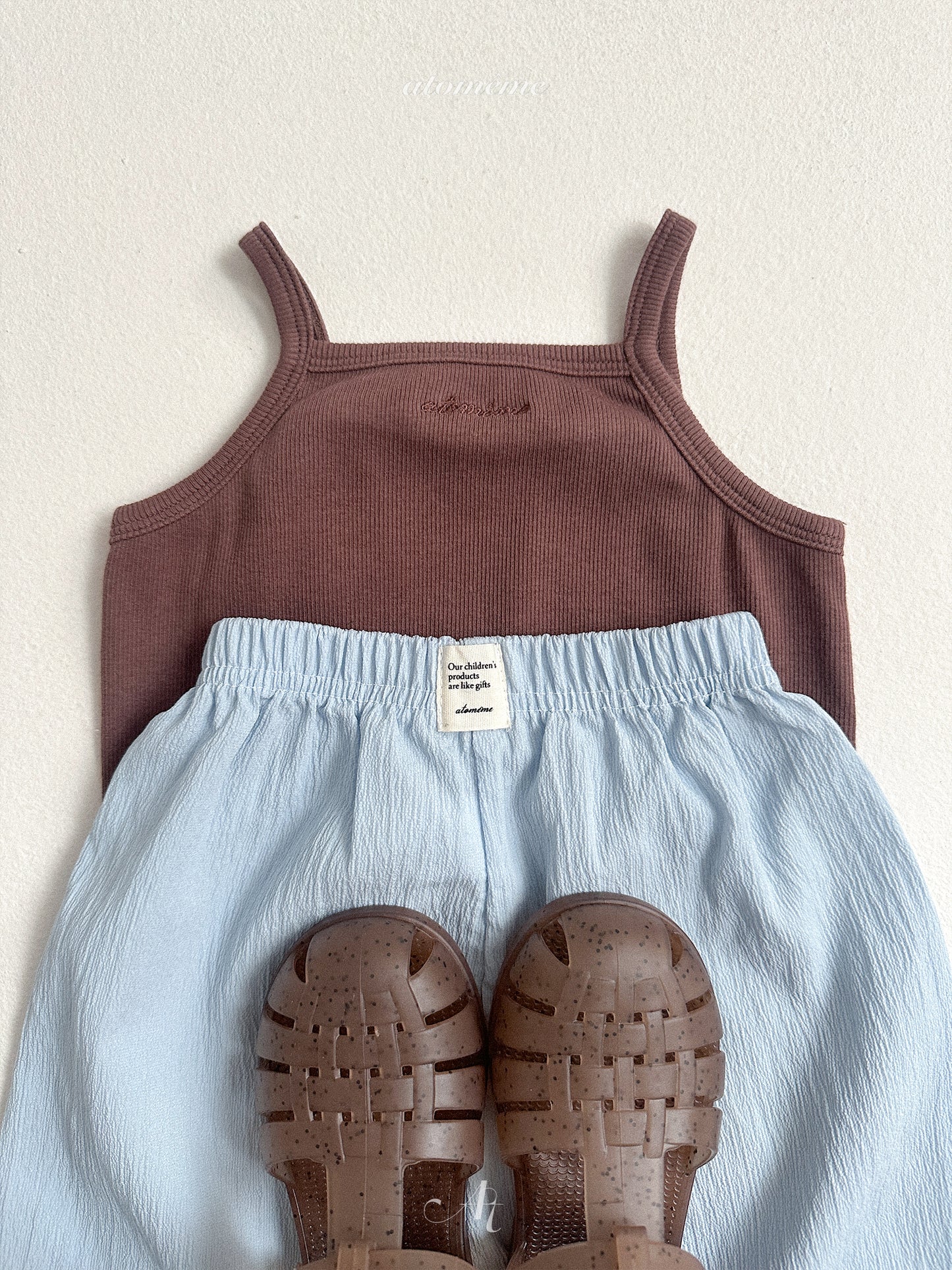 Peanut Sleeveless T-shirt | atomeme
