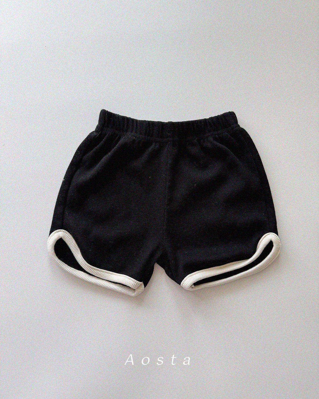 【PREORDER受付終了、ご希望はお問い合わせください。】10.Lip Shorts