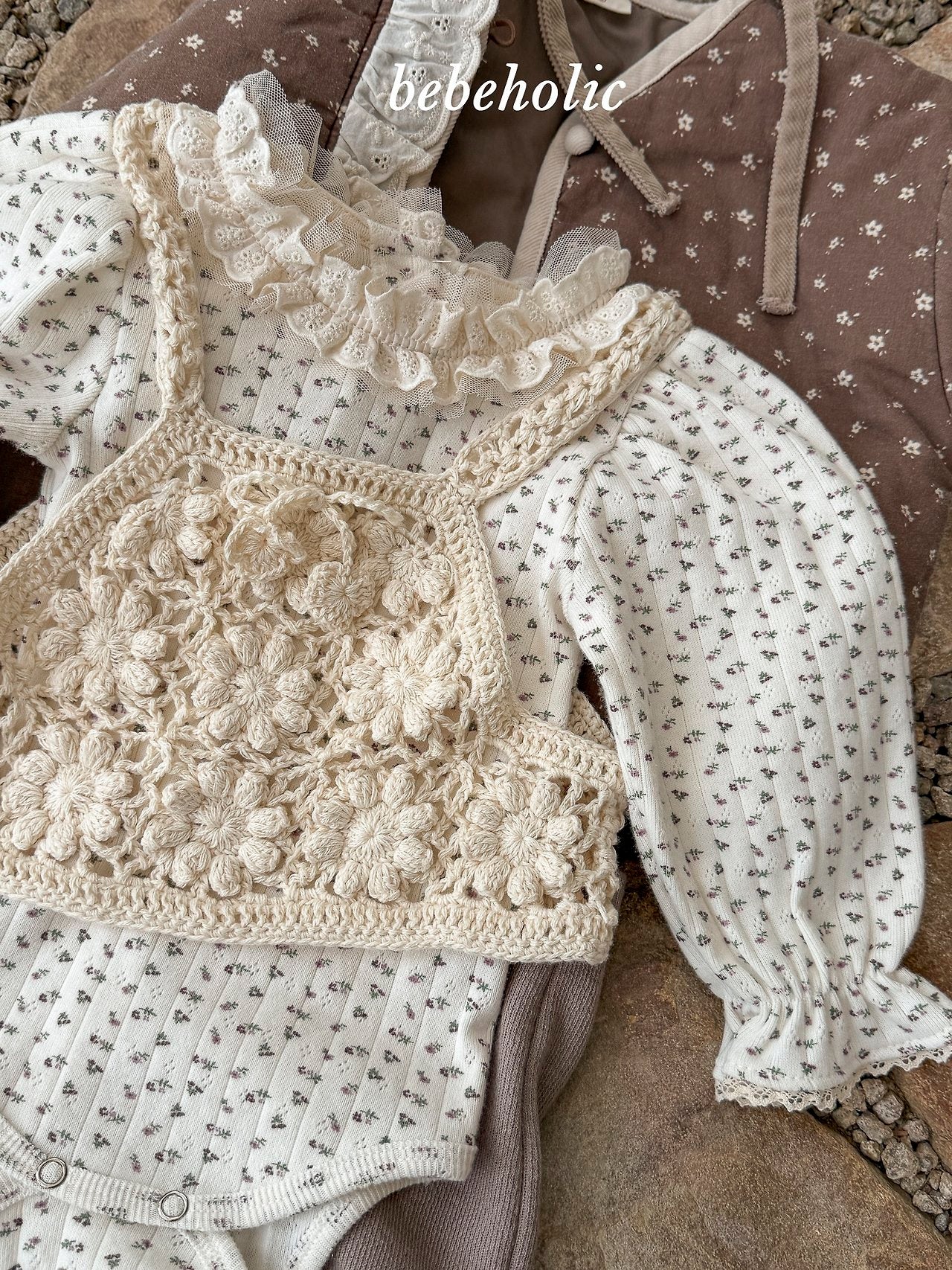 14.Hand-KnitBustier