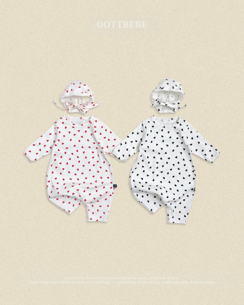 【PRE-ODER〆8.9(sun)】32.(Bebe) Petit Heart Full-Length Romper + Bonnet Set | oottbebe