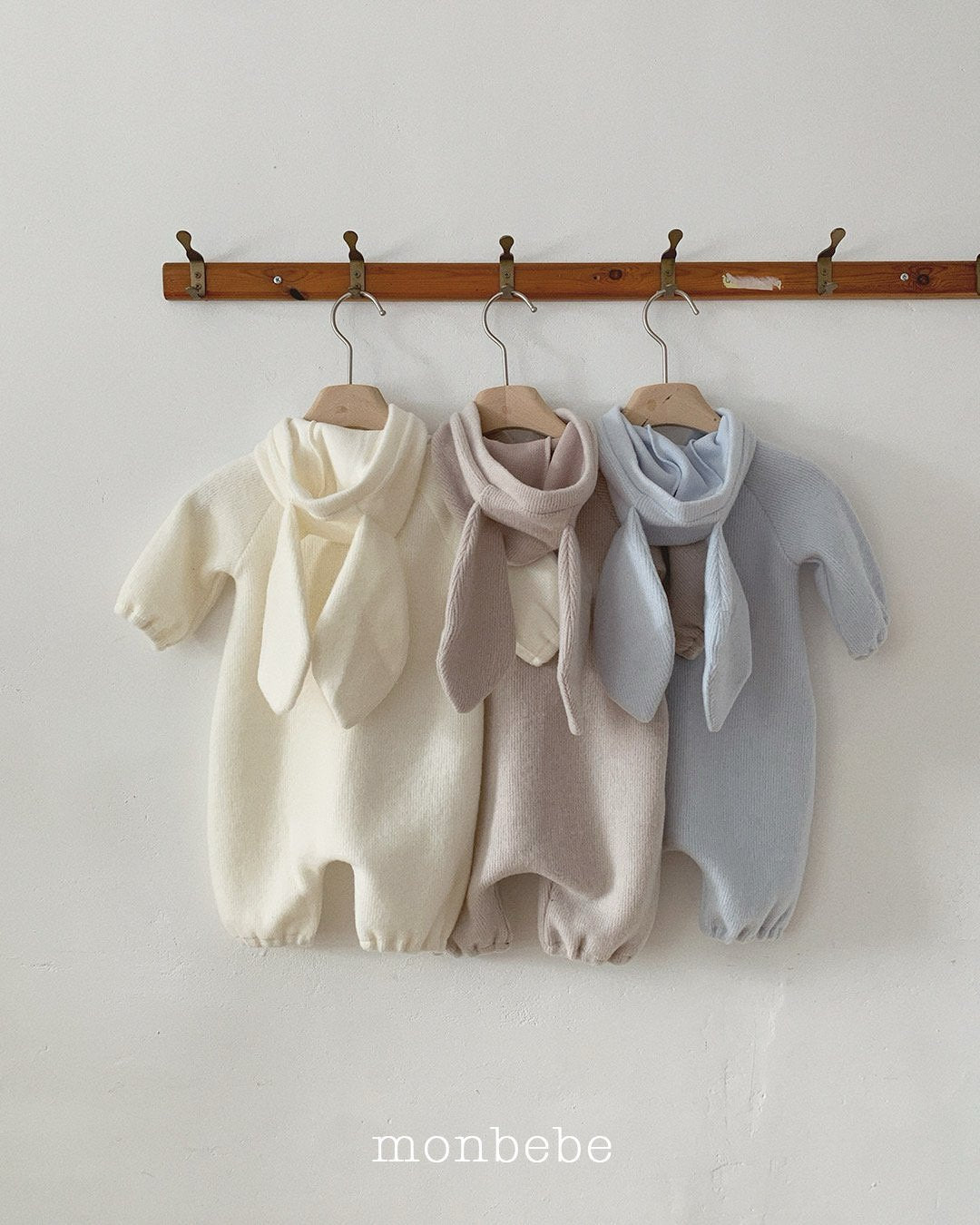 ［monbebe］bunny jump suit