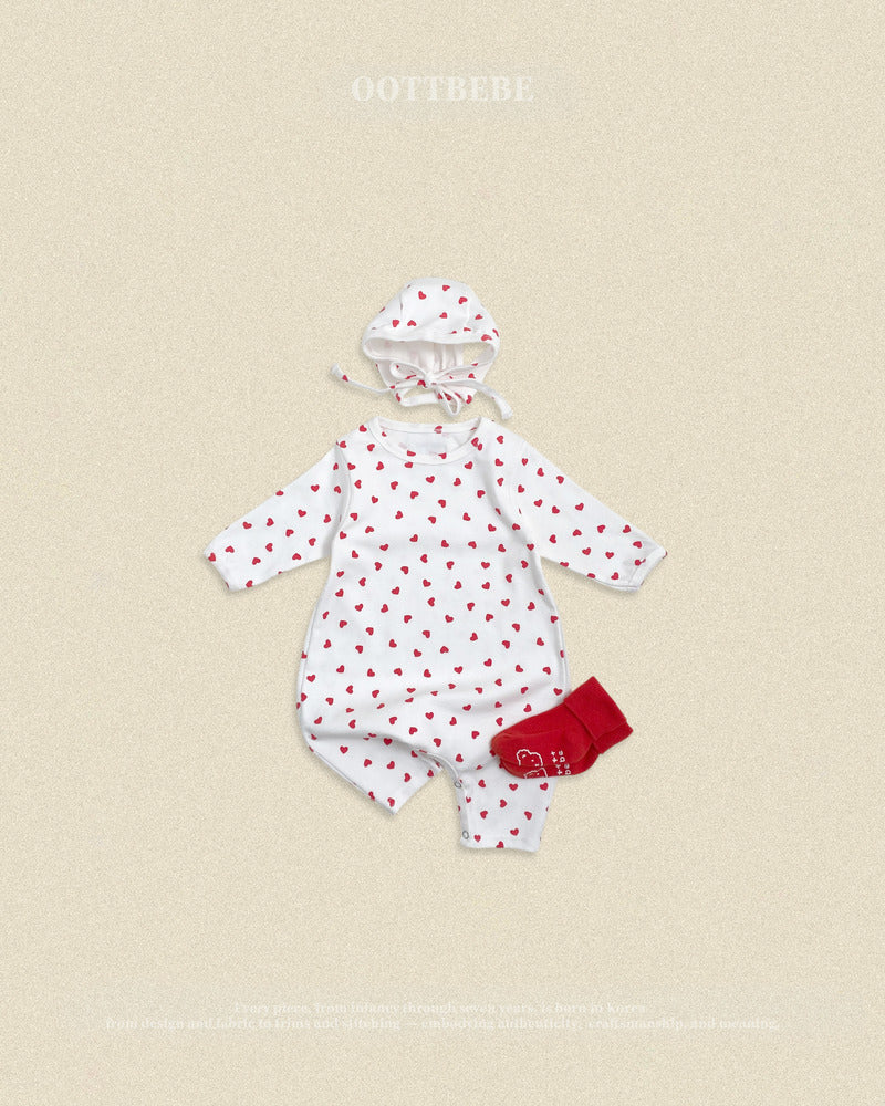 【PRE-ODER〆8.9(sun)】32.(Bebe) Petit Heart Full-Length Romper + Bonnet Set | oottbebe