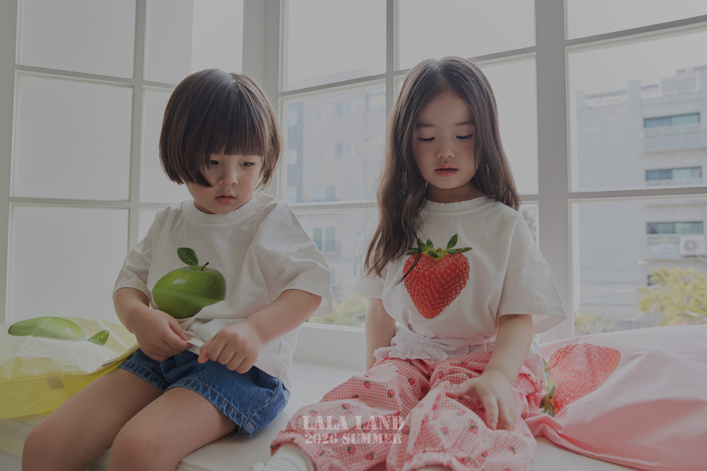 【PREORDER受付終了、ご希望はお問い合わせください。】66.Berry Apple T-shirt
