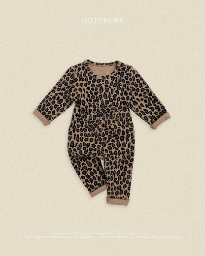 【秋のPRE-ODER 5%OFF】33.Little Leopard Loungewear | oottbebe