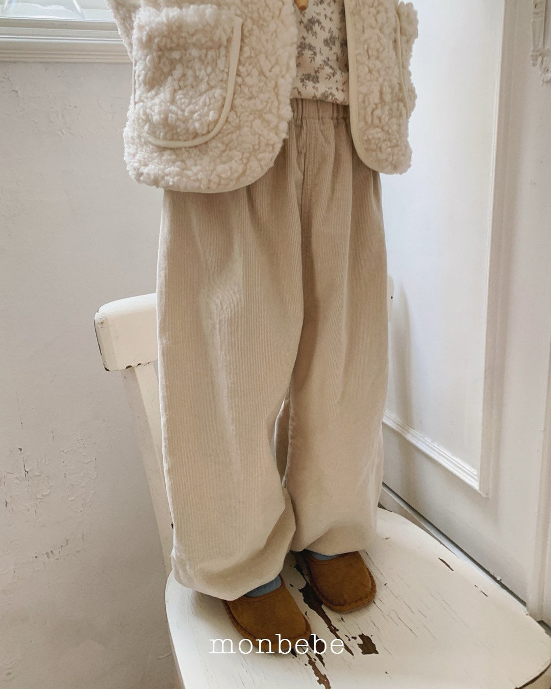 ［monbebe］corduroy jogger pants
