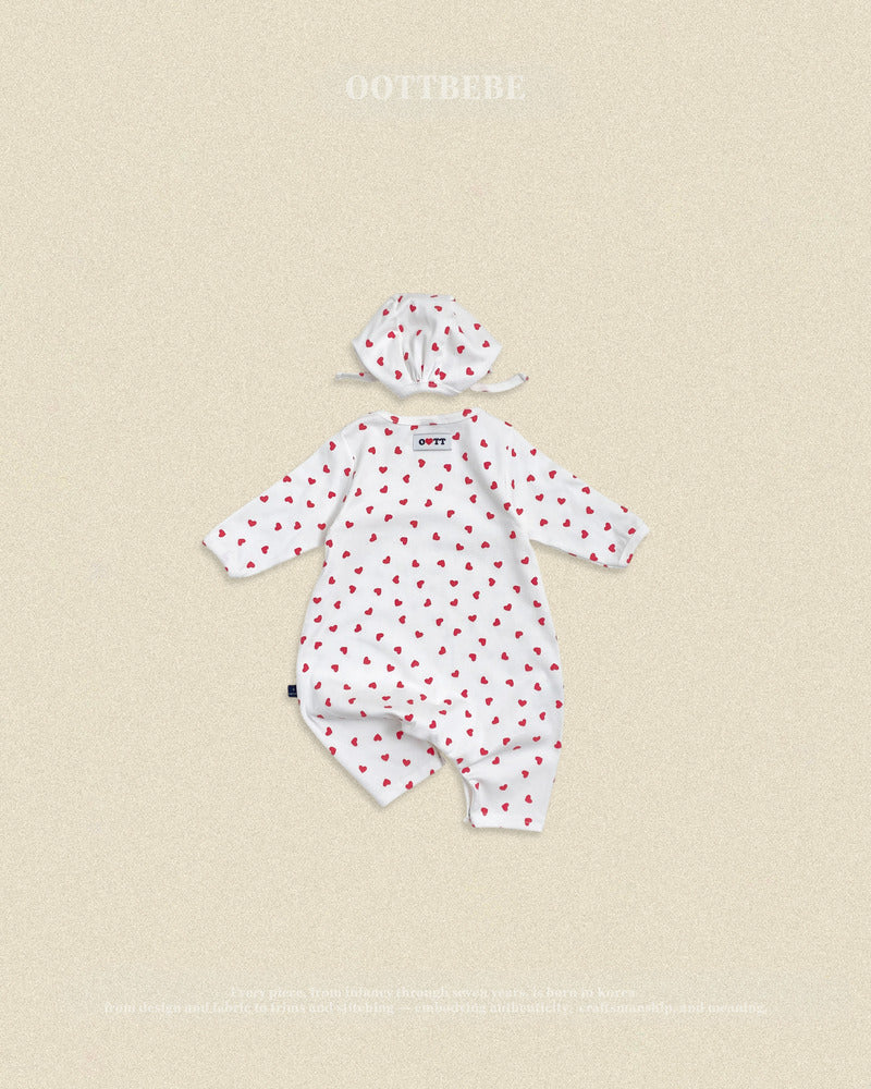 【PRE-ODER〆8.9(sun)】32.(Bebe) Petit Heart Full-Length Romper + Bonnet Set | oottbebe
