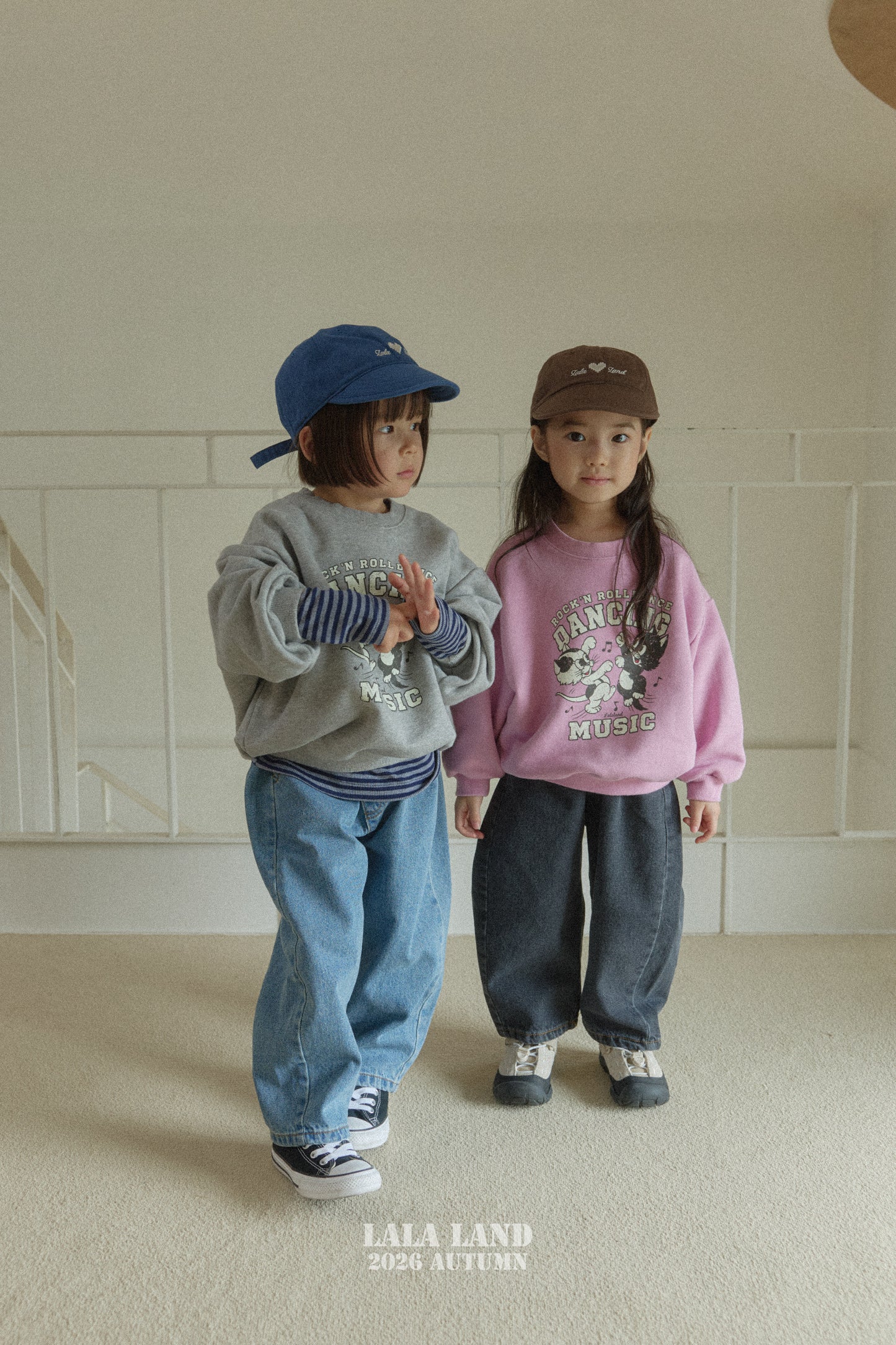【PRE-ODER〆8.9(sun)】30.Dancing Cat Sweatshirt | lalaland