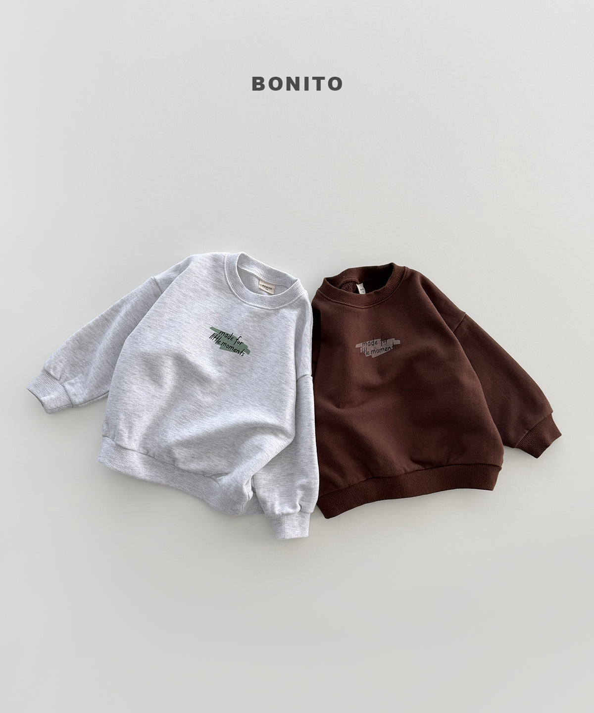 17.Moment Sweatshirt