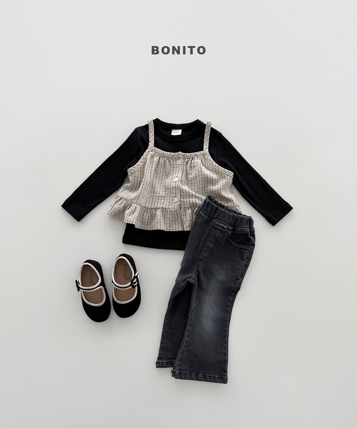 57.Bootcut Stretch Denim Pants