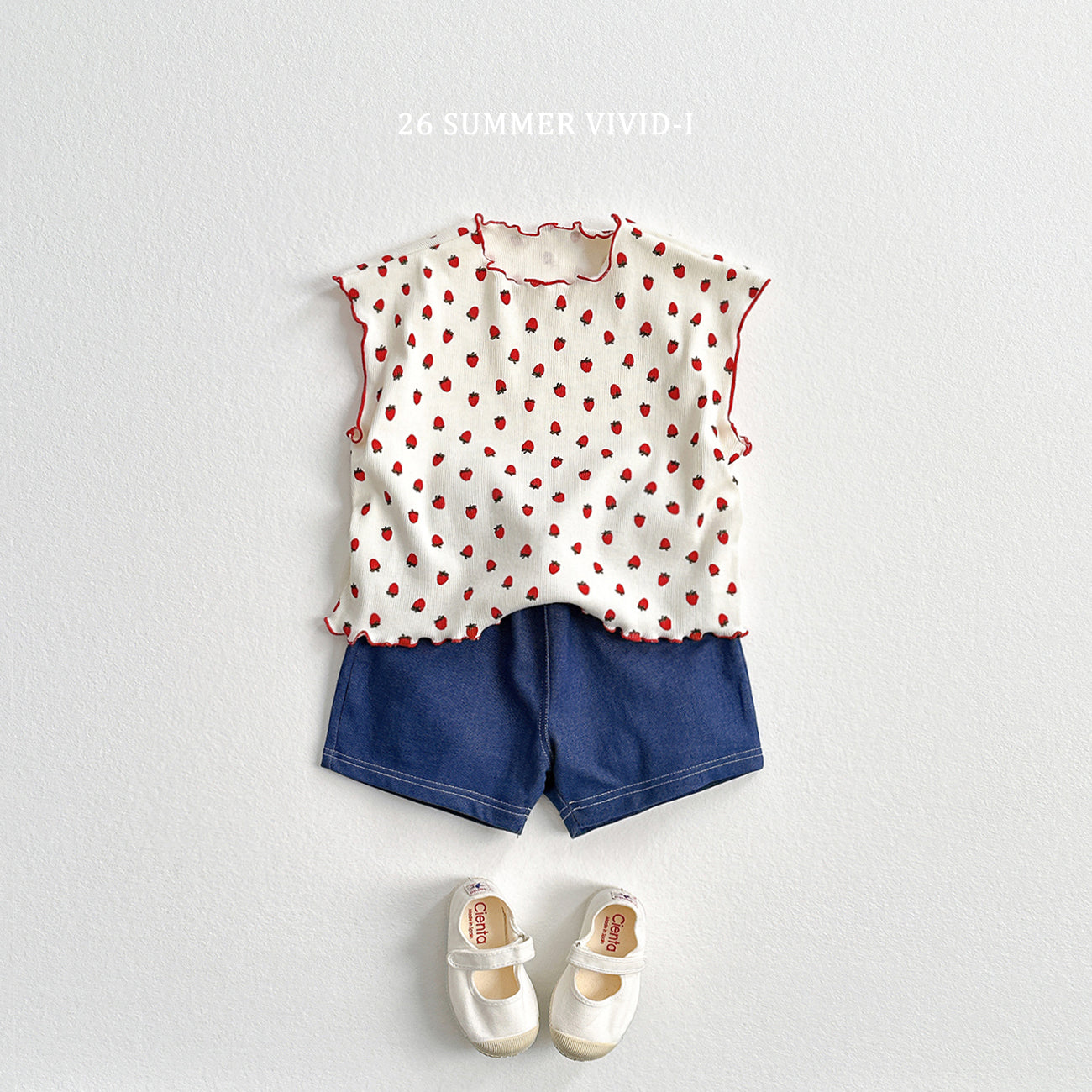 【PREORDER受付終了、ご希望はお問い合わせください。】83.Strawberry Dot Flare Tee