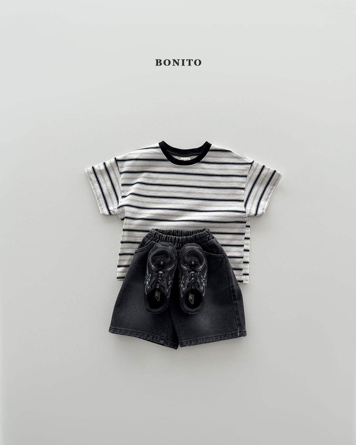 【PREORDER 4日間限定】17.Moa Stripe T-shirt