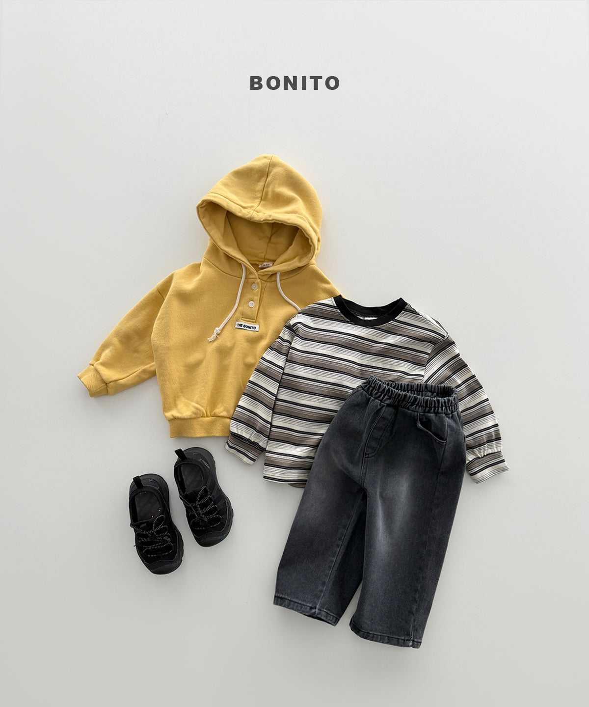 36.Placket Hoodie