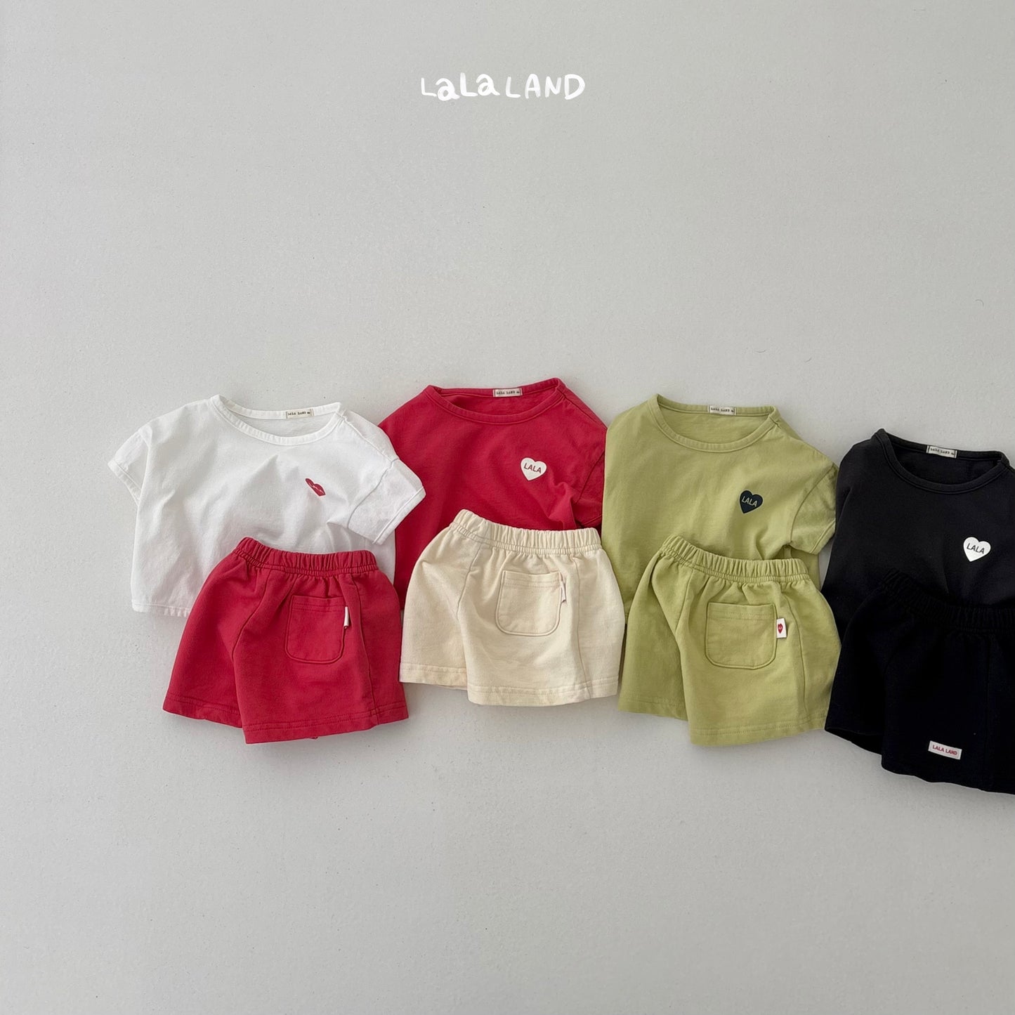 【PREORDER受付終了、ご希望はお問い合わせください。】25.Baby Heart Trim T-shirt