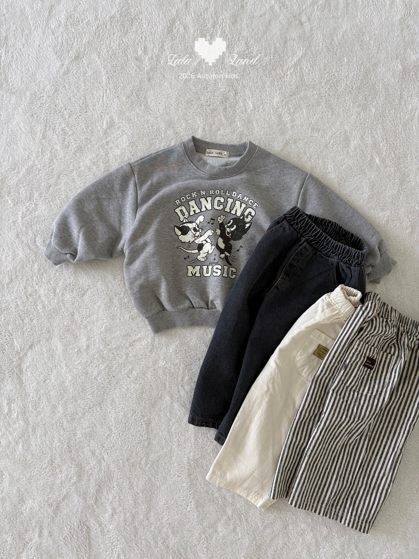 【PRE-ODER〆8.9(sun)】30.Dancing Cat Sweatshirt | lalaland