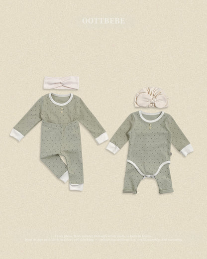 【秋のPRE-ODER 5%OFF】28.(Bebe) Chouchou Dot Romper | oottbebe