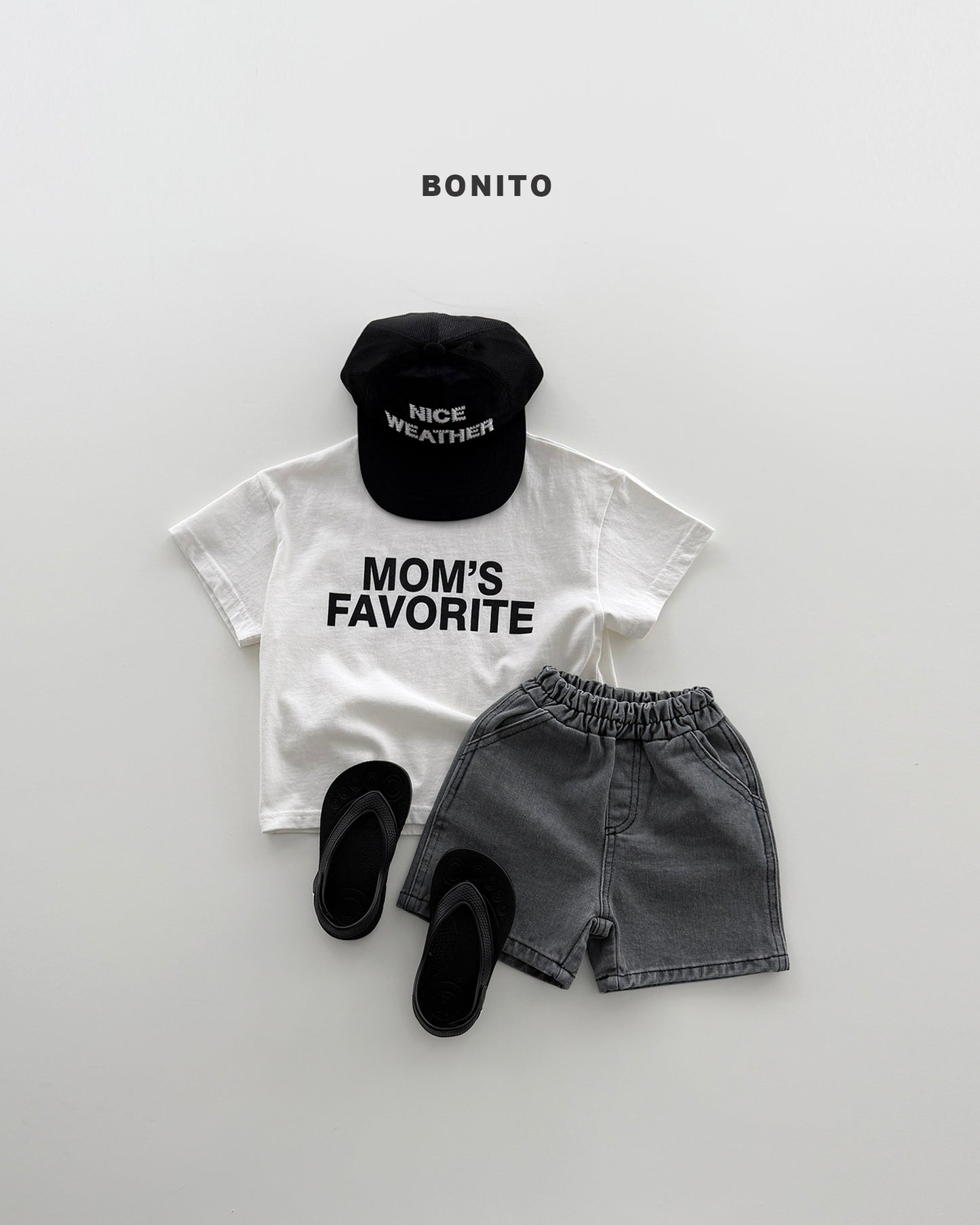 【PREORDER 4日間限定】12.mom’s favorite tee