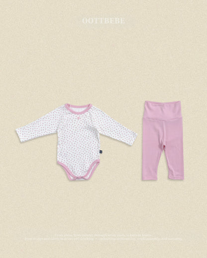 【秋のPRE-ODER 5%OFF】25.(Bebe) Coco Flower Romper | oottbebe