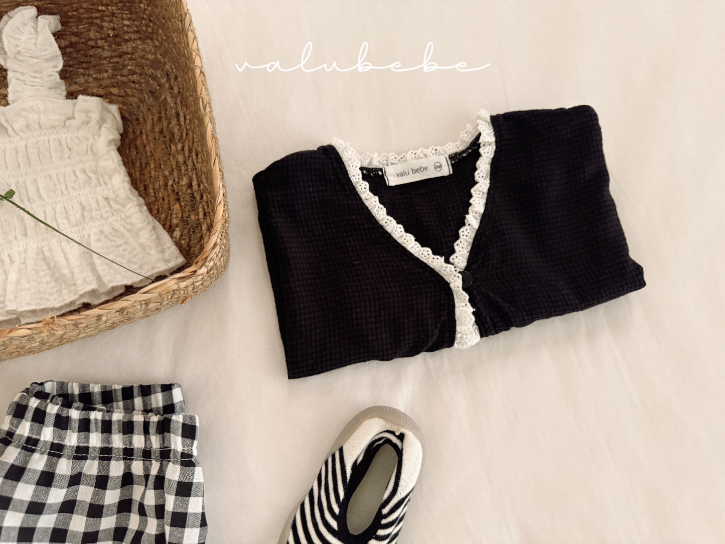 Emboss Lace Cardigan | valubebe