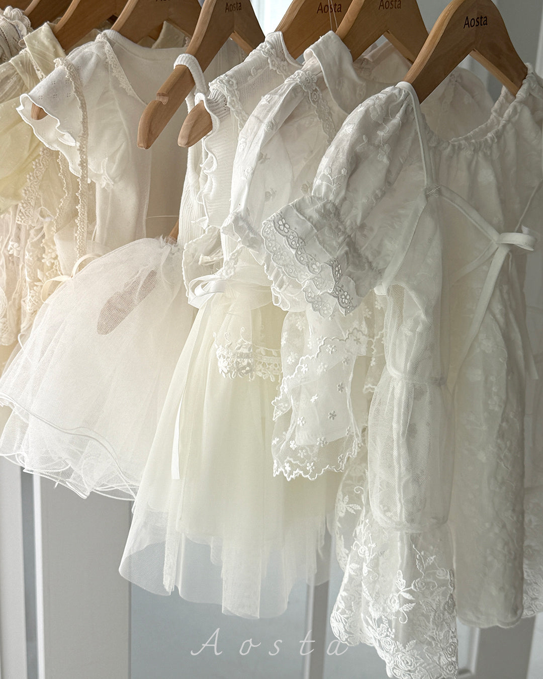 【PREORDER受付終了、ご希望はお問い合わせください。】61.Collar Blouse