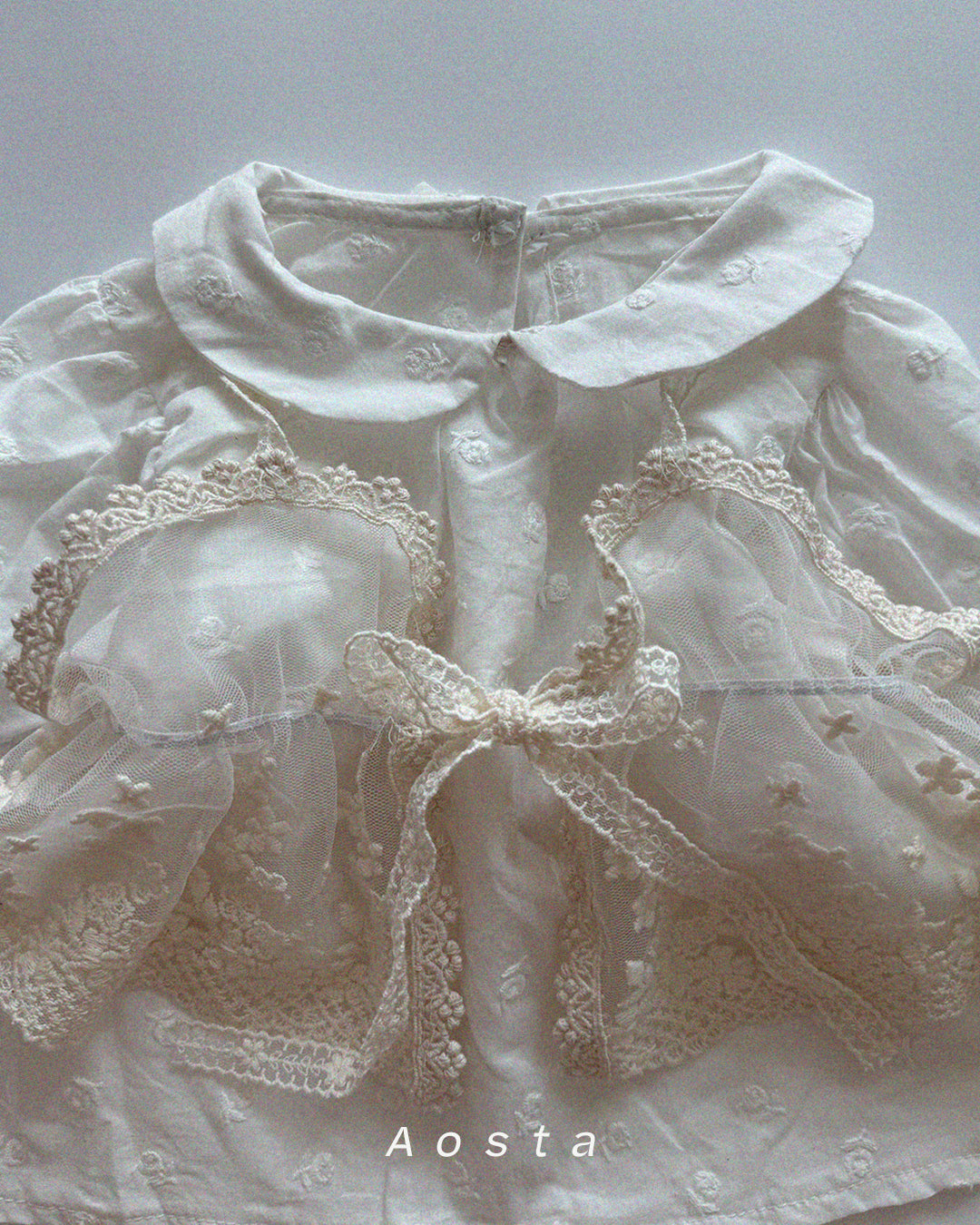 【PREORDER受付終了、ご希望はお問い合わせください。】61.Collar Blouse