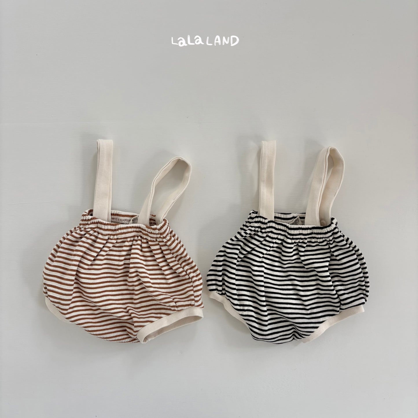 【PREORDER受付終了、ご希望はお問い合わせください。】32.Baby Honey Bee Bloomers