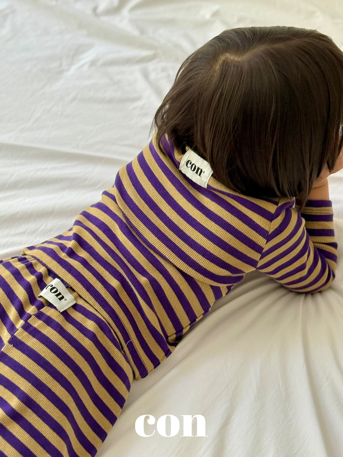 【秋のPRE-ODER 5%OFF】18.Autumn Honeybee T-Shirt | CON