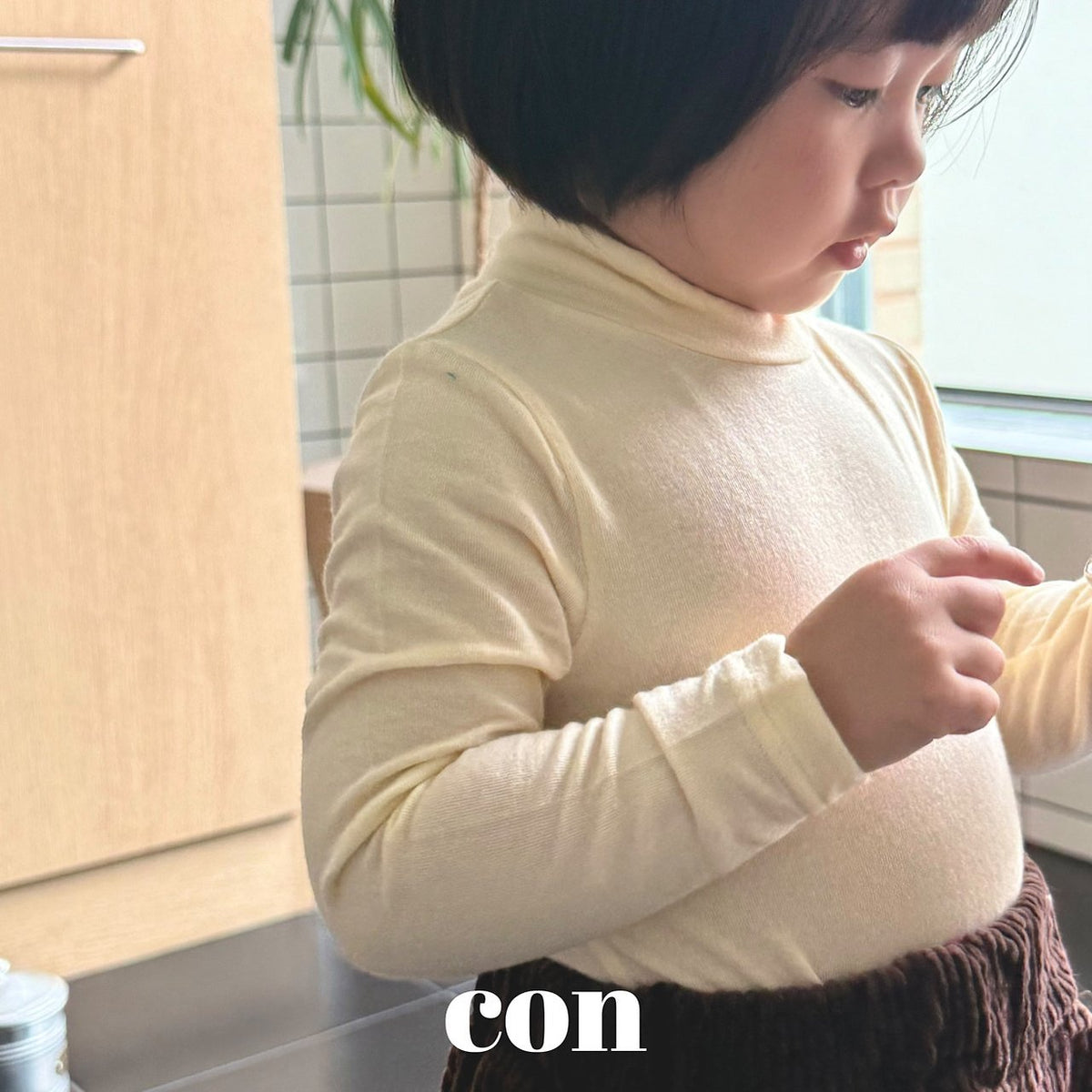 【秋のPRE-ODER 5%OFF】27.Just-Right Mock Neck Top (Premium Fabric) | CON