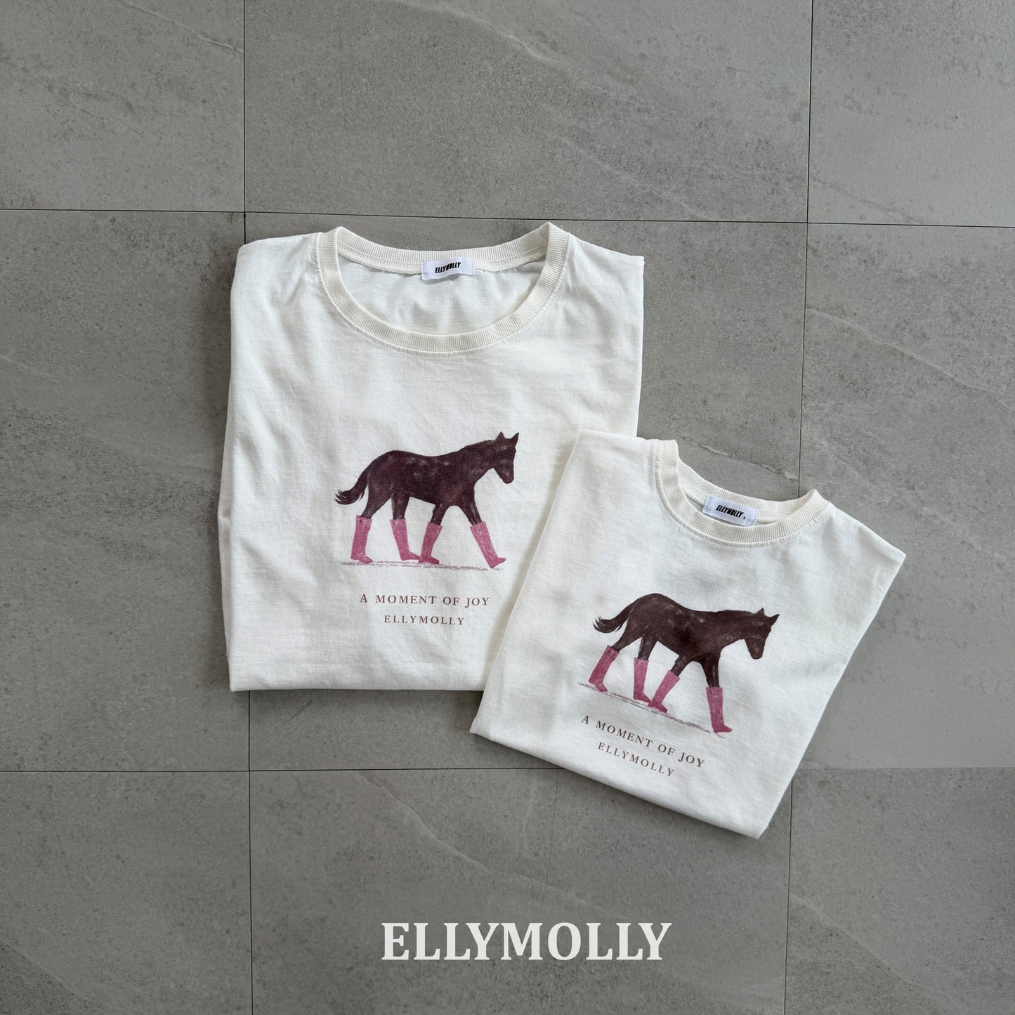 【PREORDER 4日間限定】9.Blush Pony T-Shirt