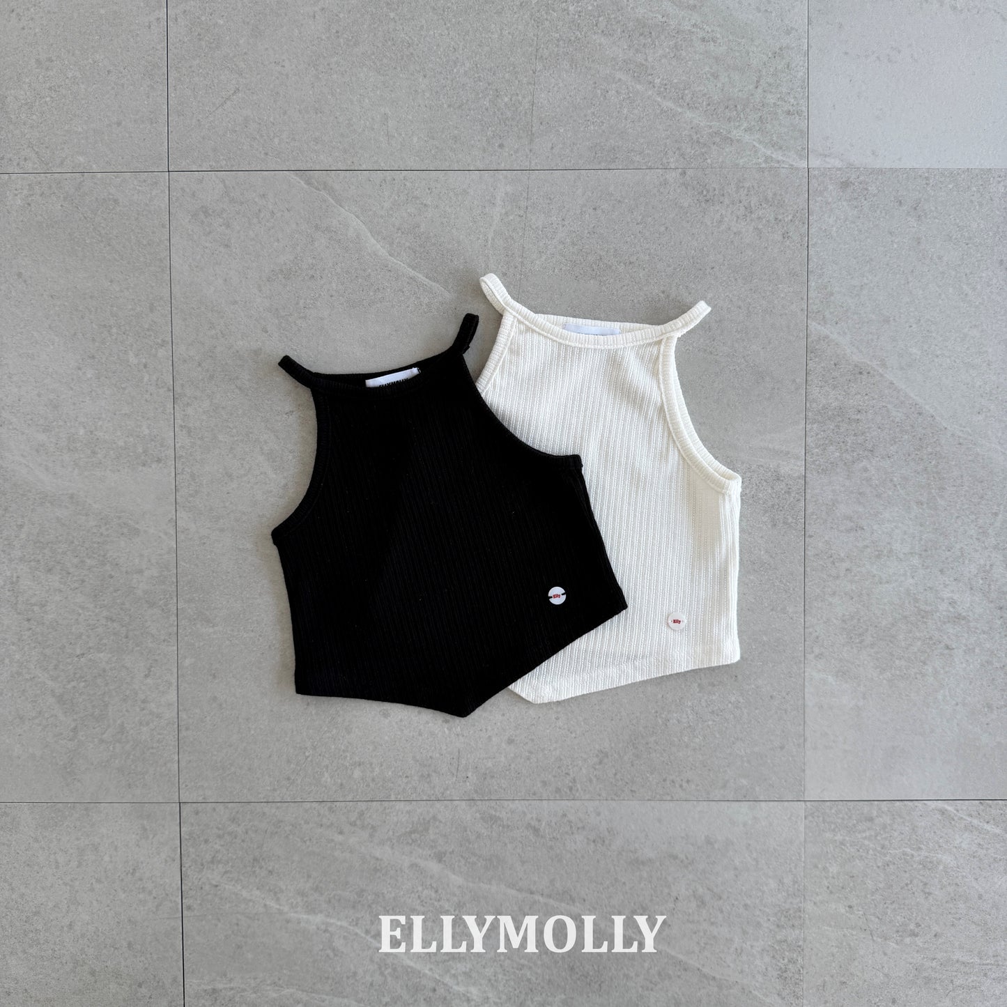 【PREORDER 4日間限定】53.Clean V-Cut Sleeveless Top