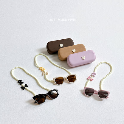 【PREORDER受付終了、ご希望はお問い合わせください。】118.Heart Case Necklace Sunglasses