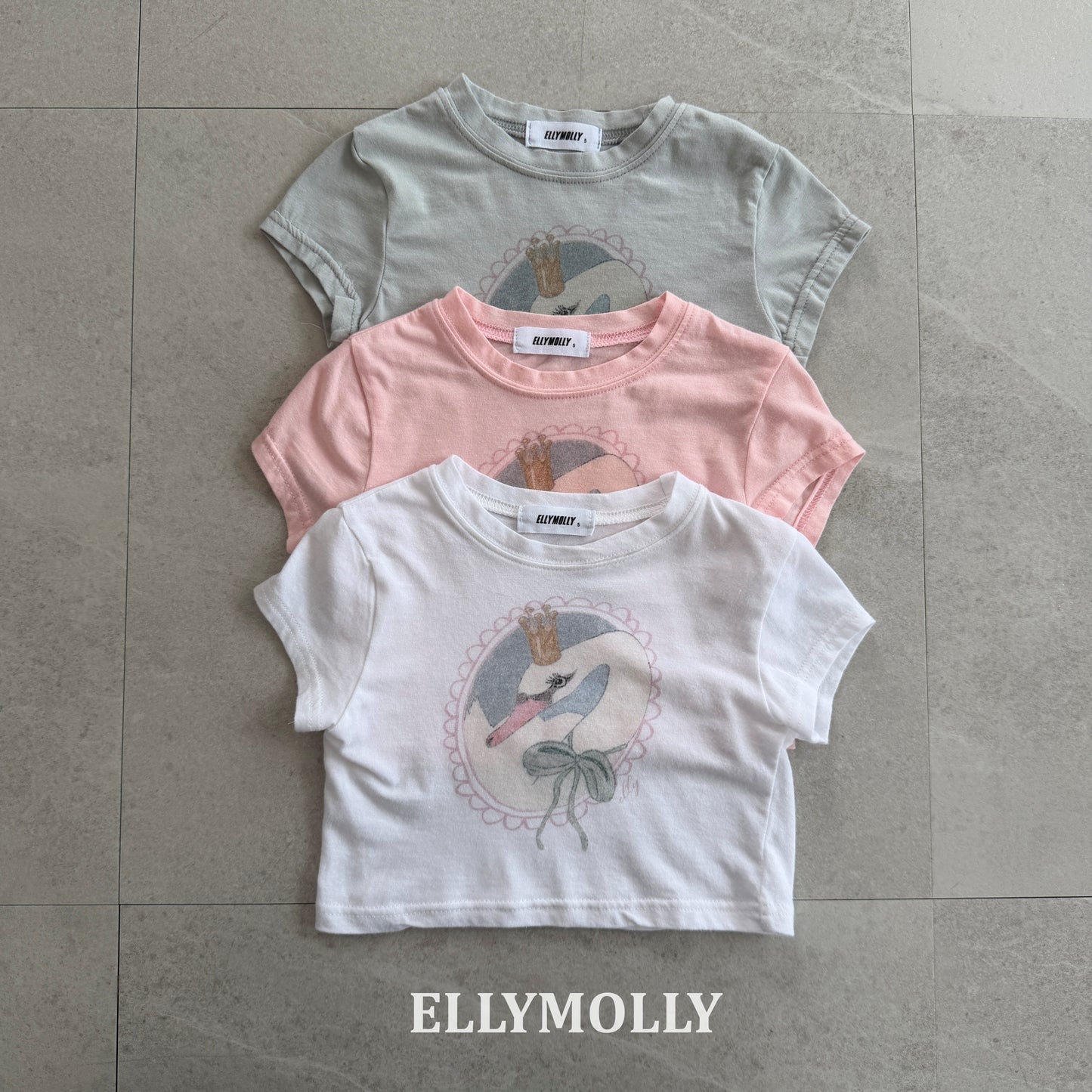 【PREORDER 4日間限定】12.Elise Swan T-Shirt