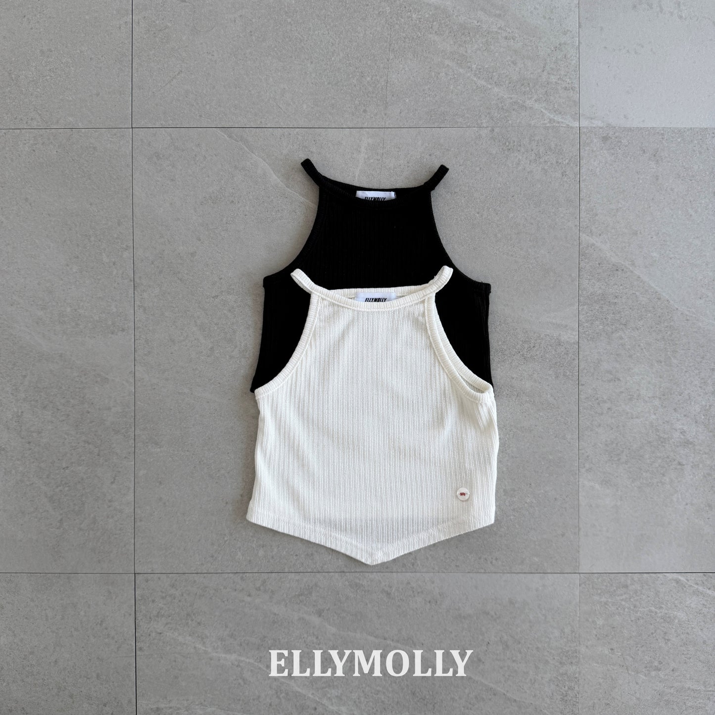 【PREORDER 4日間限定】53.Clean V-Cut Sleeveless Top