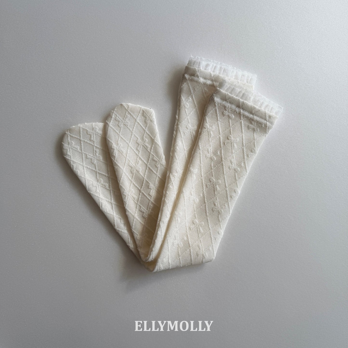 【PREORDER 4日間限定】18. Ribbon Leg Socks