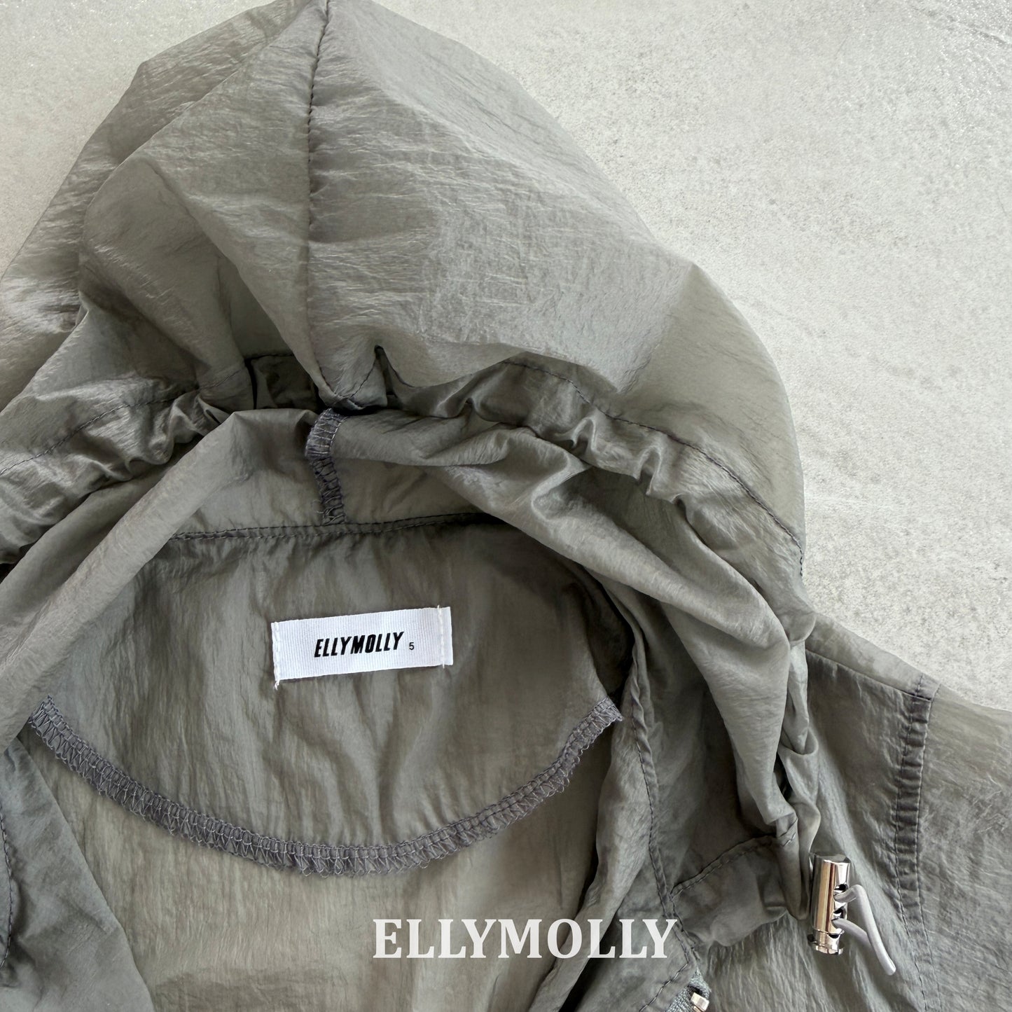【PREORDER 4日間限定】1.Sheer Wind Windbreaker