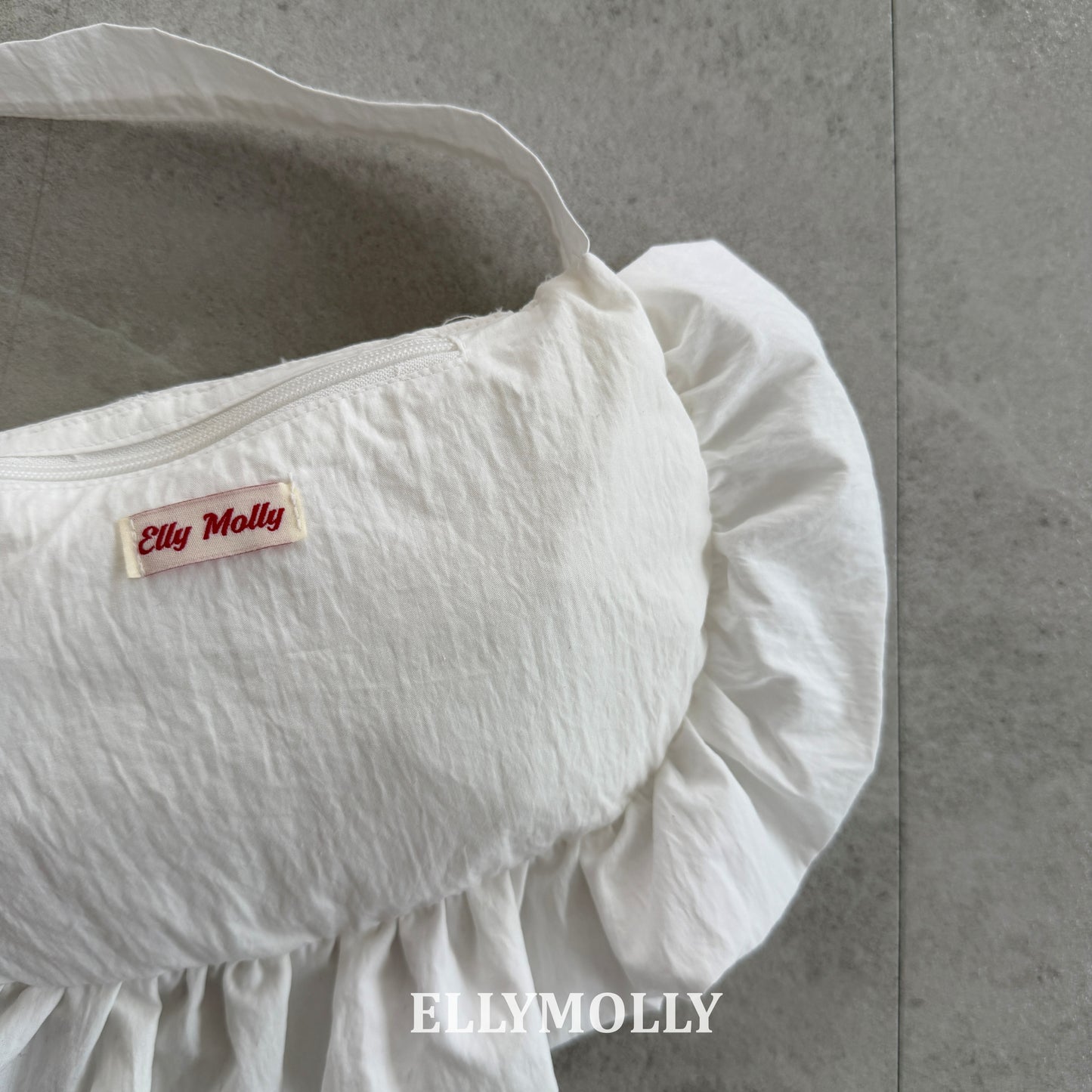 【PREORDER 4日間限定】24. Mini Frill Bag