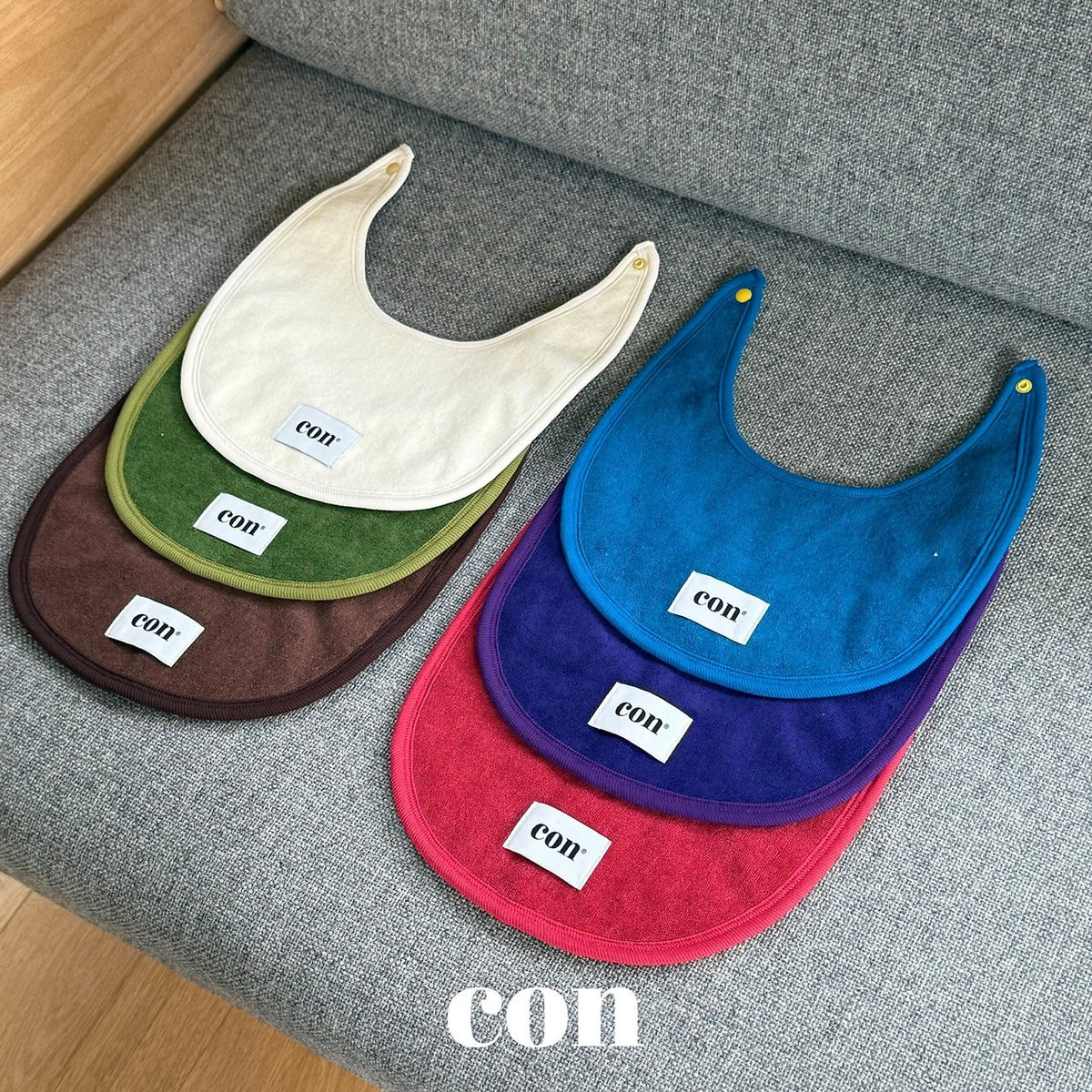 【秋のPRE-ODER 5%OFF】02.CON Solid Bib | CON