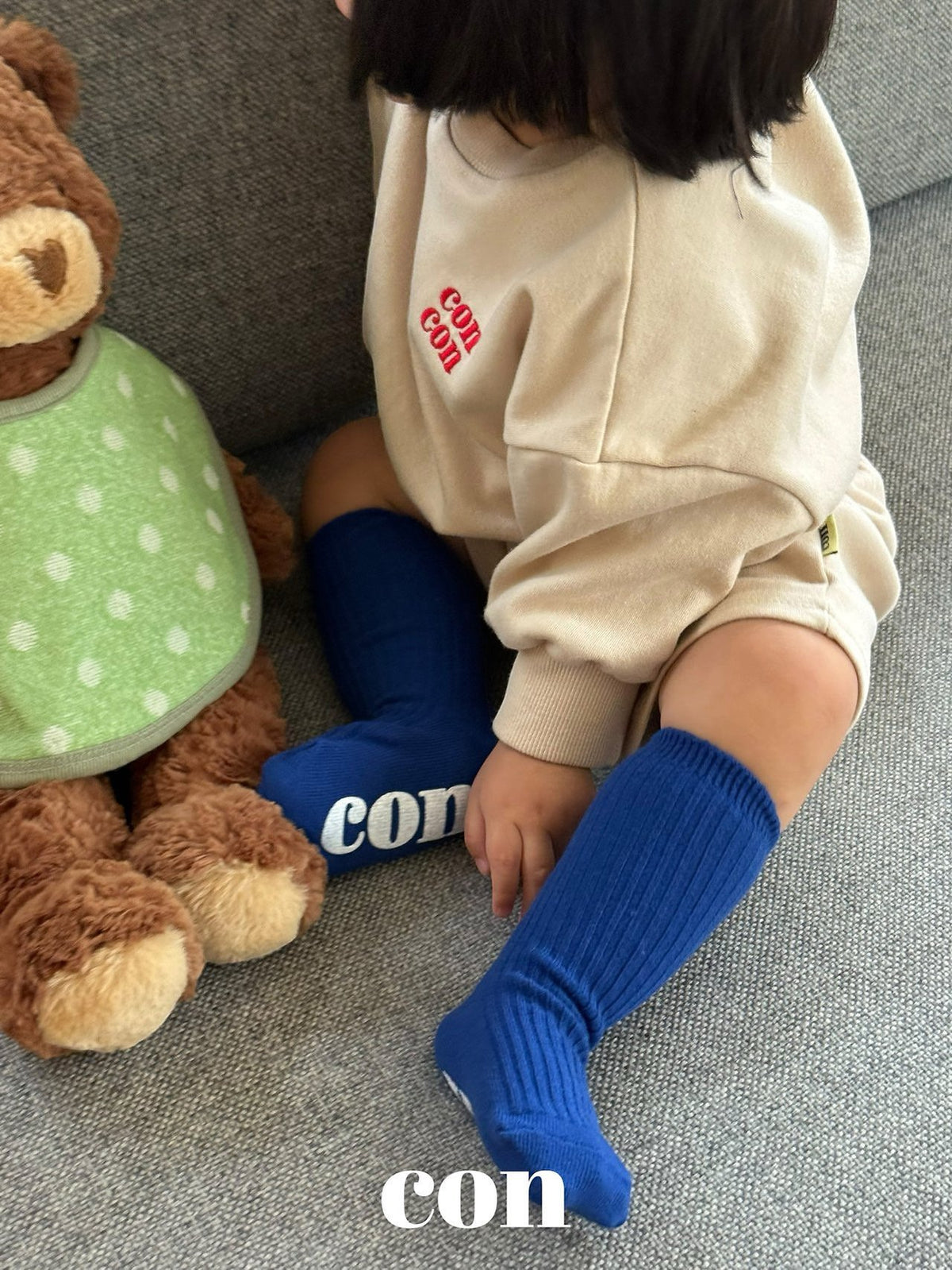 【秋のPRE-ODER 5%OFF】29.CON Tutu Bib | CON