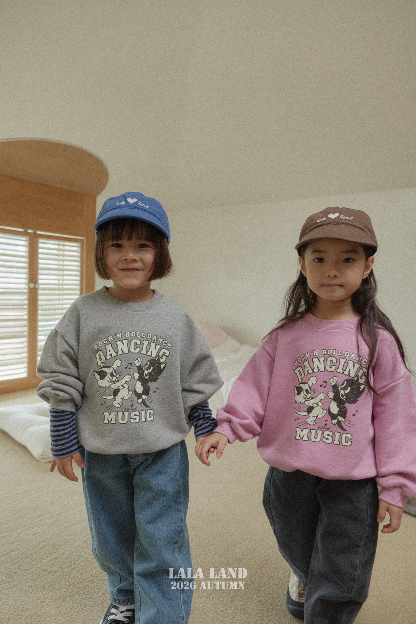 【PRE-ODER〆8.9(sun)】30.Dancing Cat Sweatshirt | lalaland