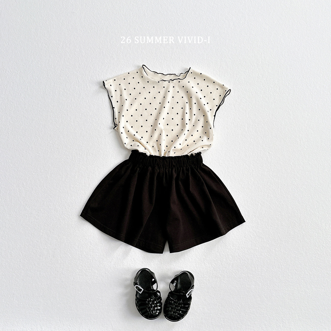 【PREORDER受付終了、ご希望はお問い合わせください。】83.Strawberry Dot Flare Tee