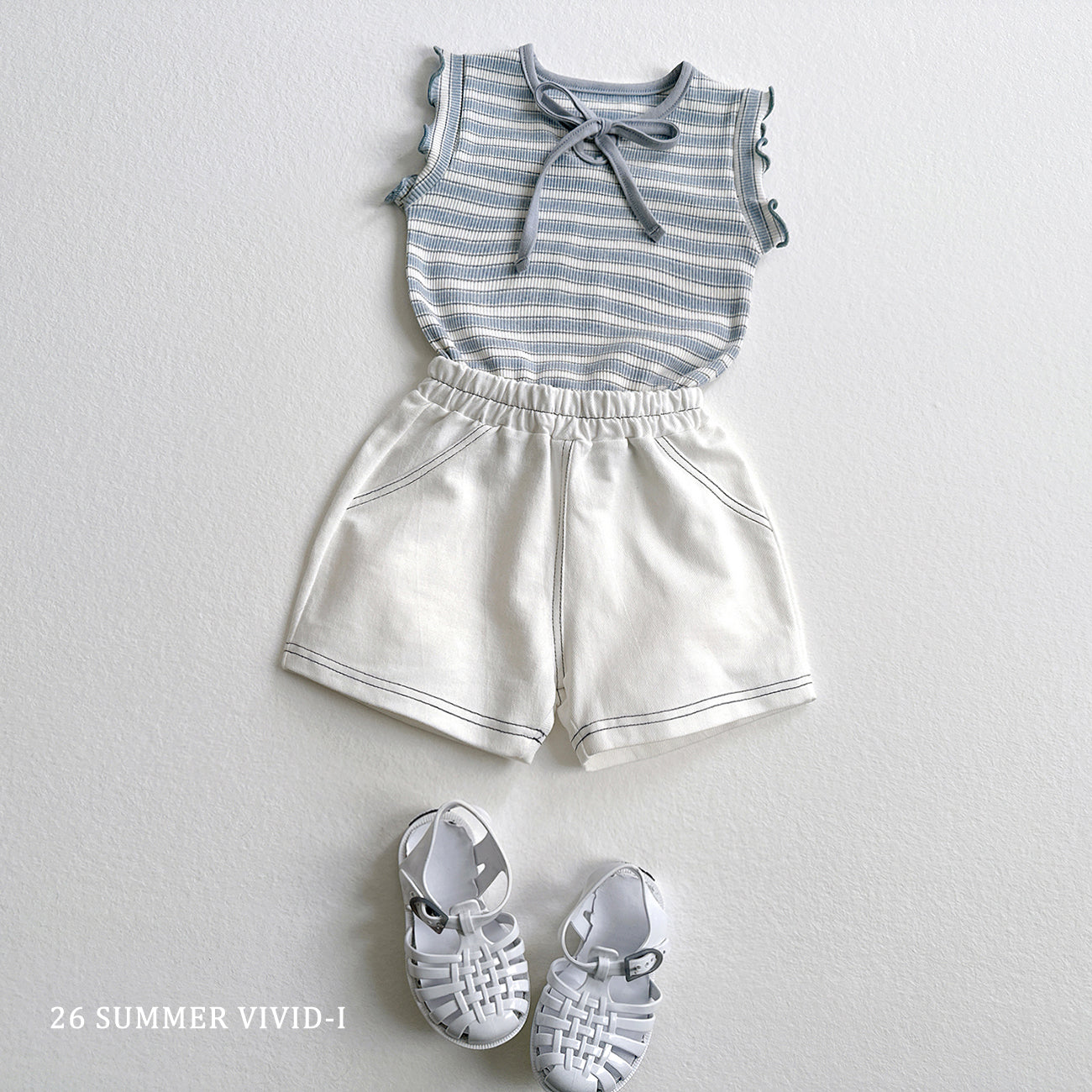 【PREORDER受付終了、ご希望はお問い合わせください。】76.Ribbon Hole Stripe Sleeveless Top