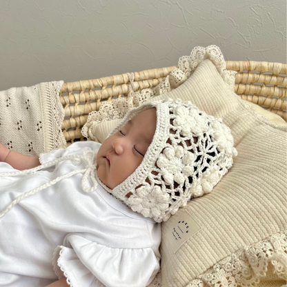 ｟送料無料｠【即納】Handmade knit bonnet