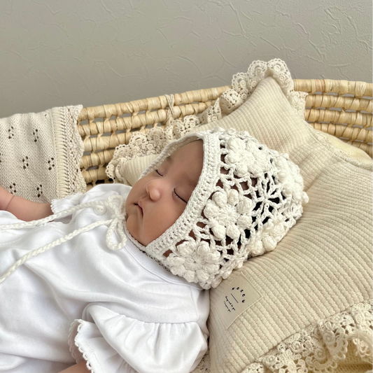 ｟送料無料｠【即納】Handmade knit bonnet