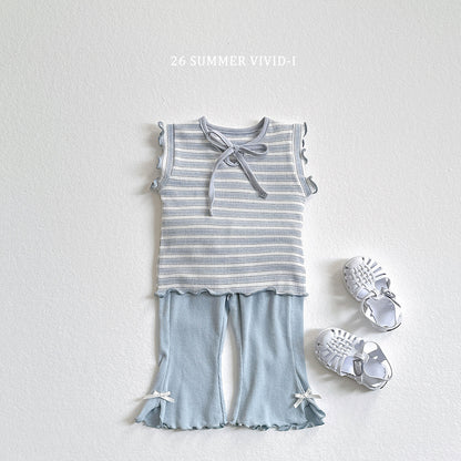 【PREORDER受付終了、ご希望はお問い合わせください。】76.Ribbon Hole Stripe Sleeveless Top