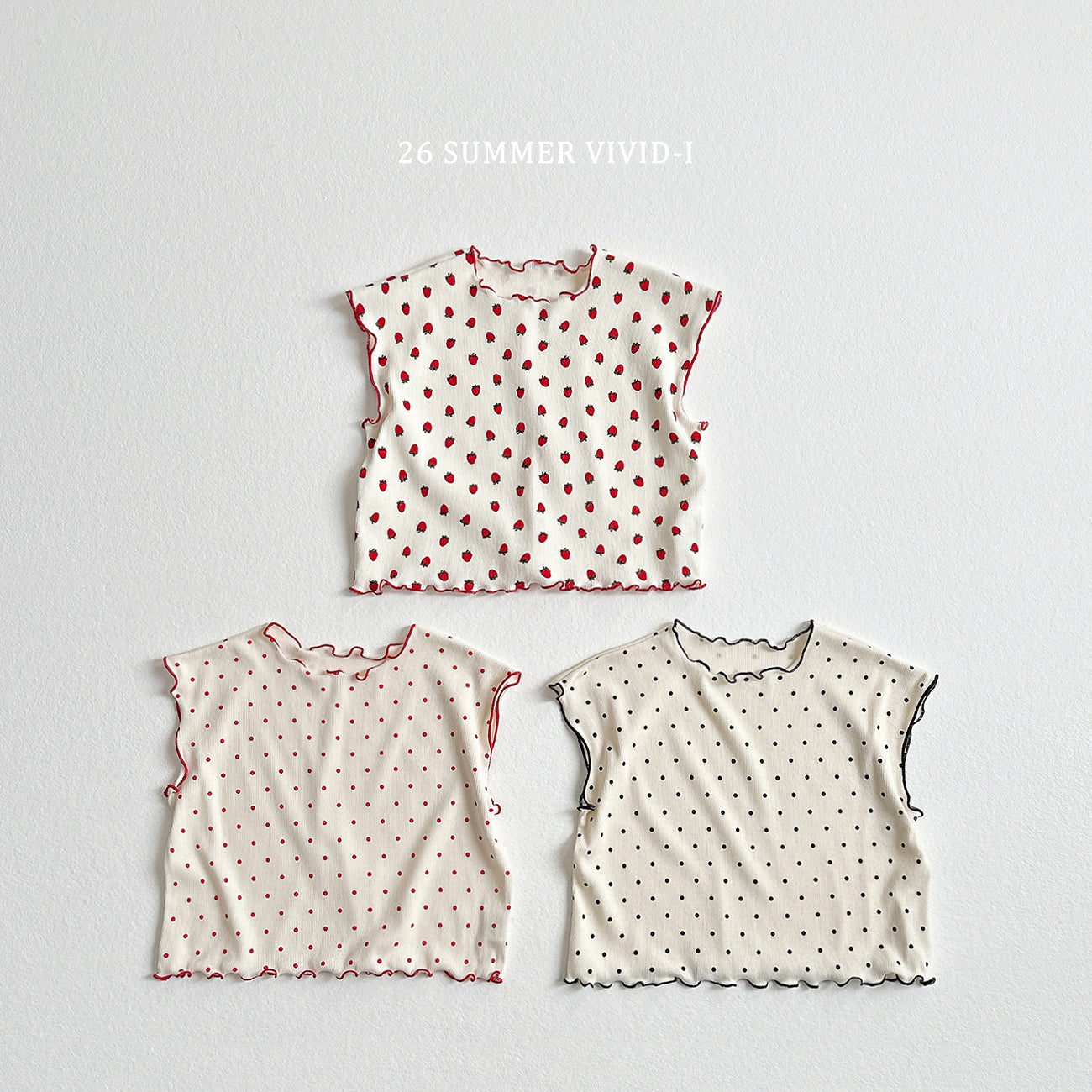 【PREORDER受付終了、ご希望はお問い合わせください。】83.Strawberry Dot Flare Tee