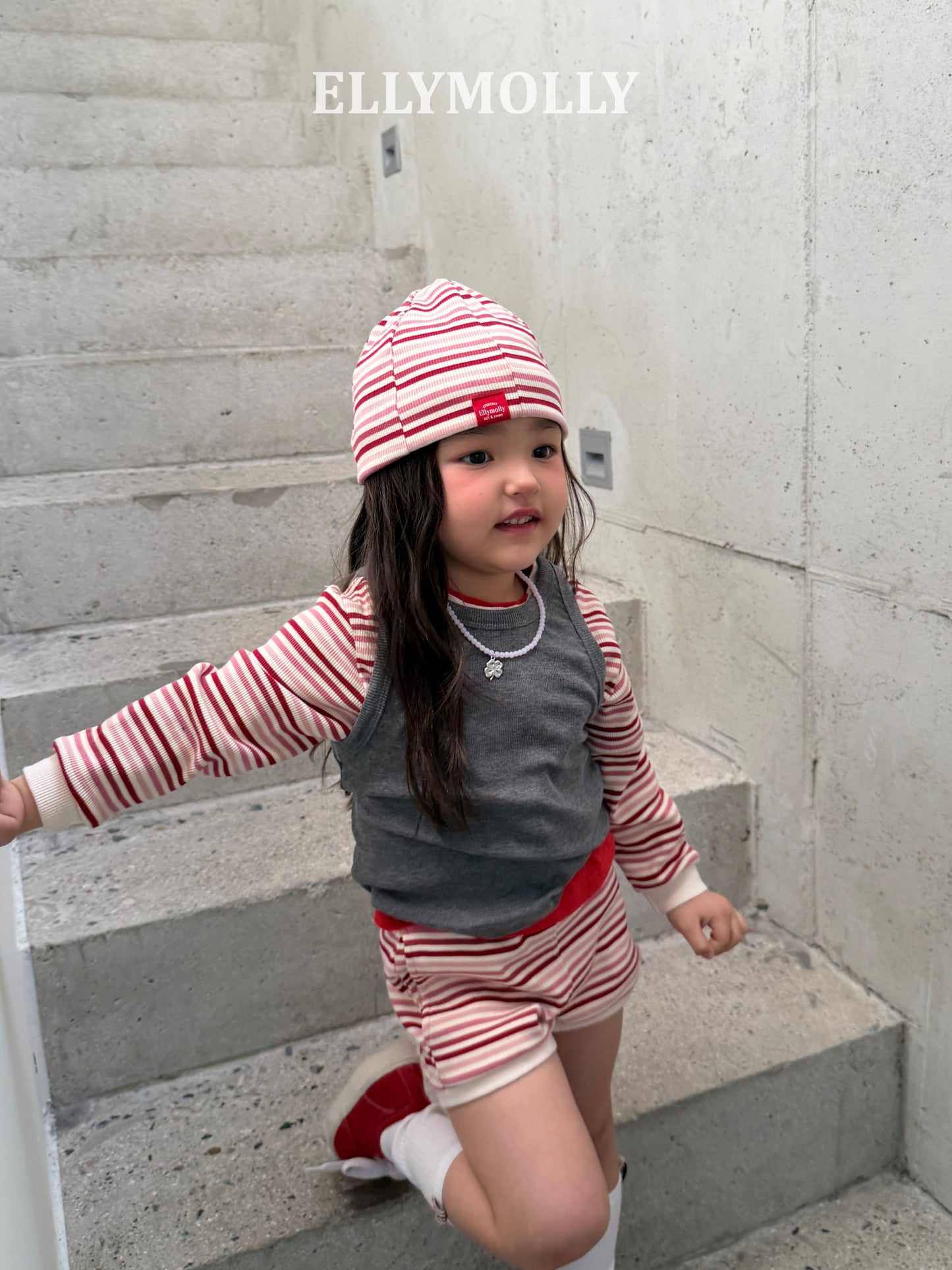 【PREORDER 4日間限定】09. Switch Beanie