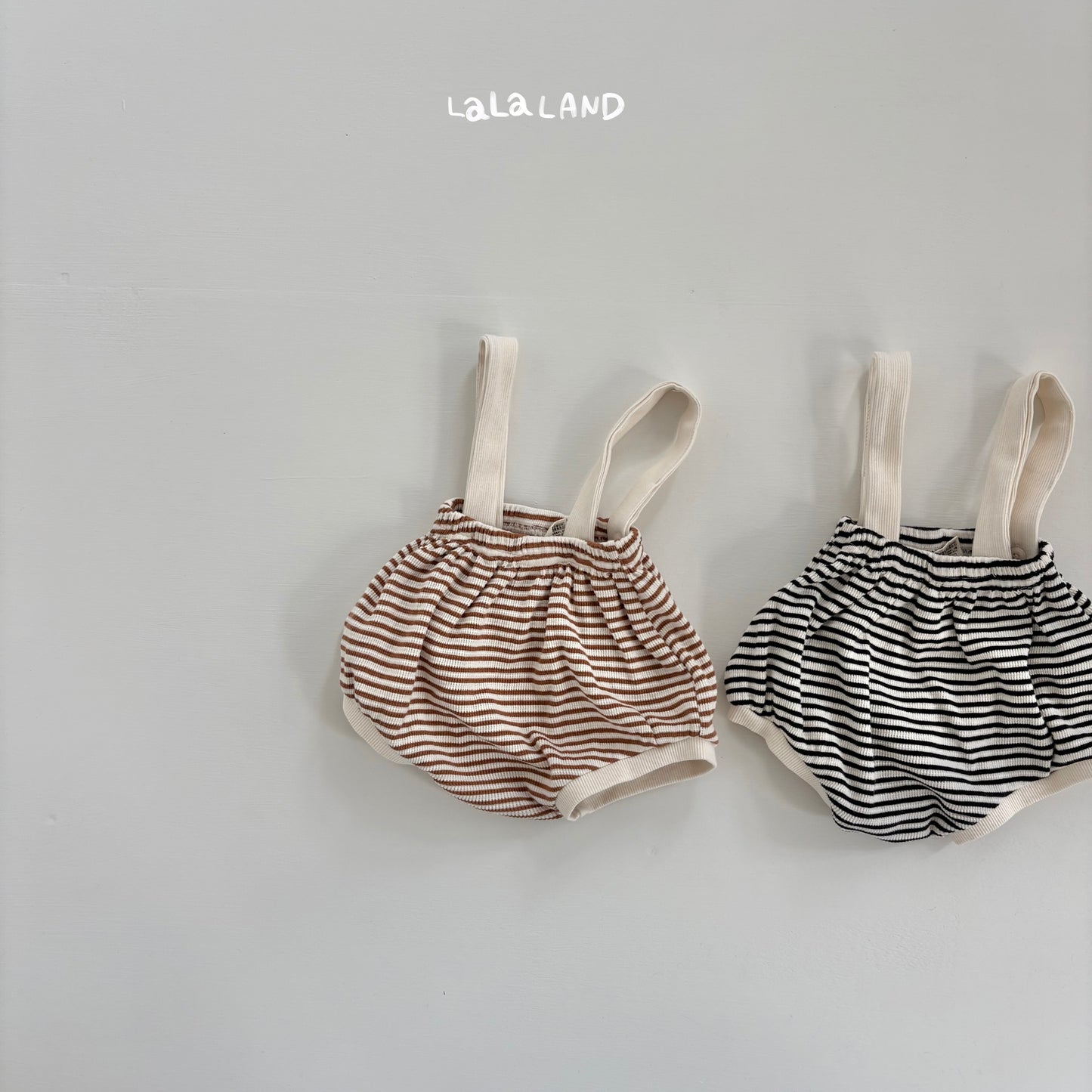 【PREORDER受付終了、ご希望はお問い合わせください。】32.Baby Honey Bee Bloomers