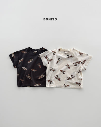 【PREORDER 4日間限定】36.surfing dog tee