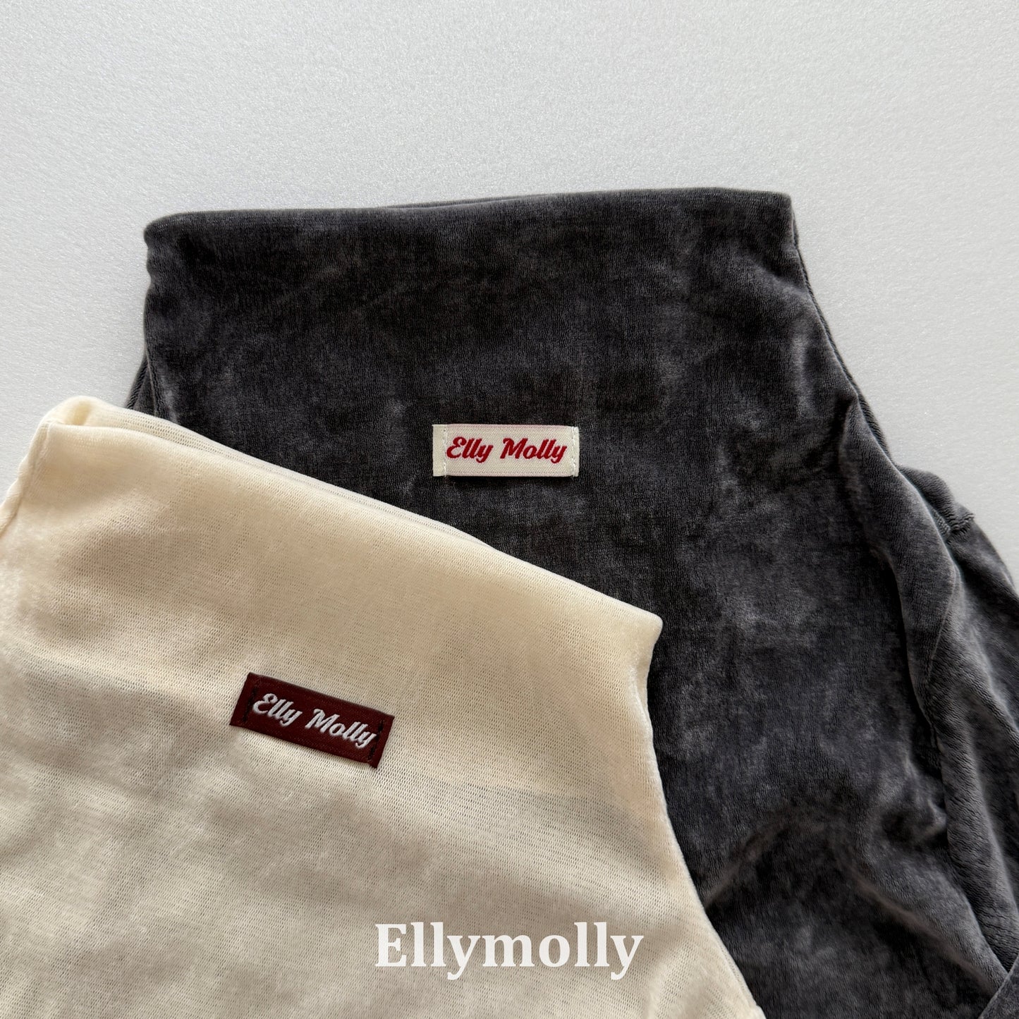 【PRE-ODER〆8.9(sun)】44.Velvet Mesh Mock-Neck Top | ellymolly